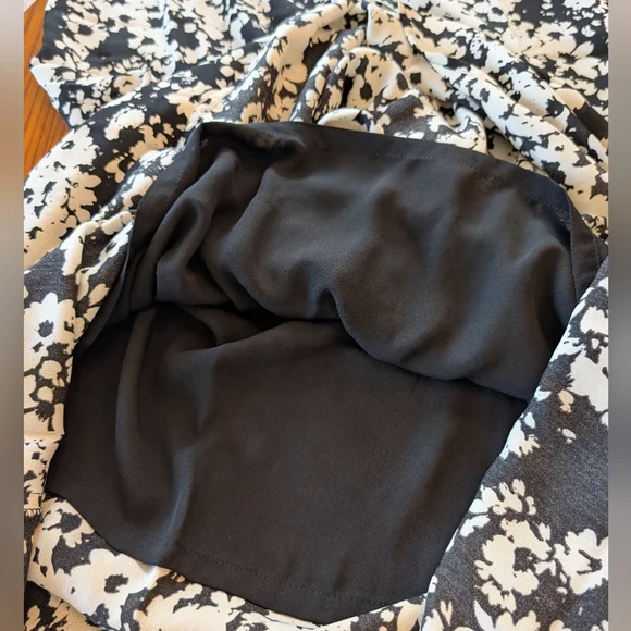 Elegant Black and White Strappy Floral Maxi Dress, Size S - NEW - Picture 4 of 8